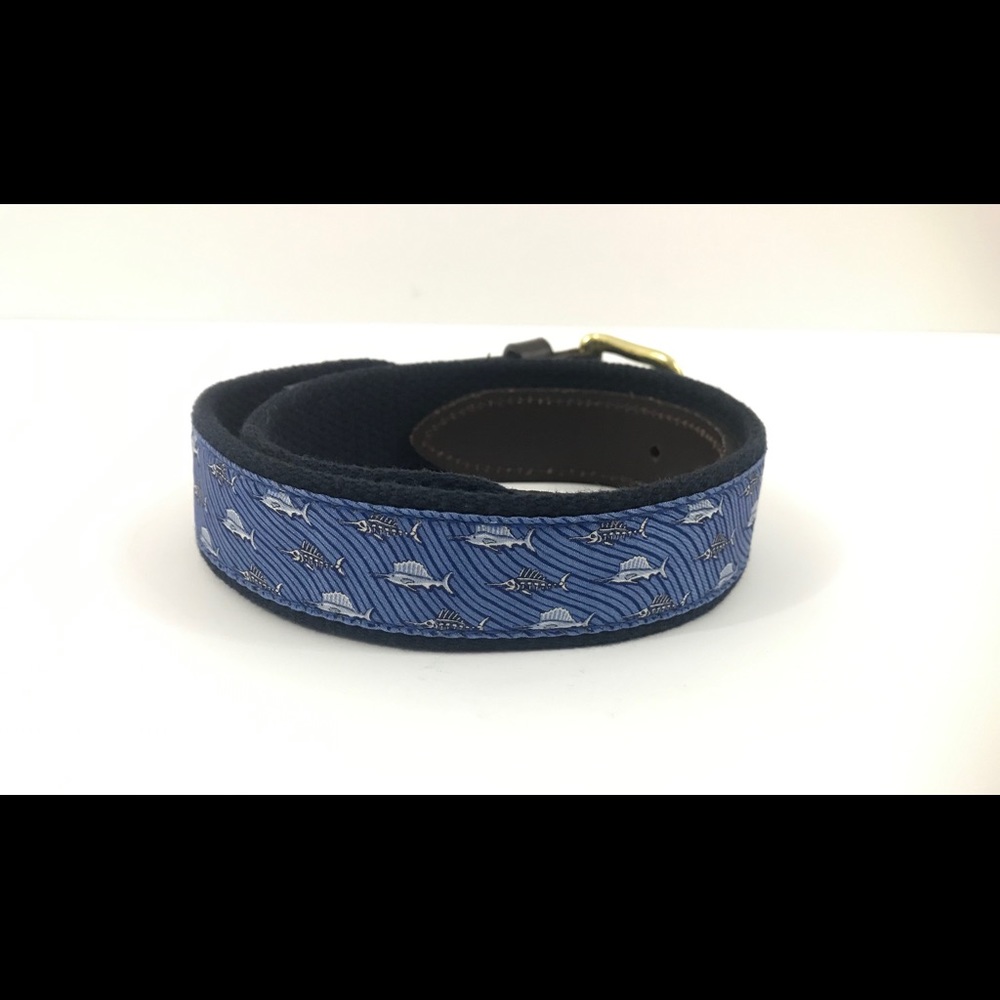 Vineyard Vines Kids Blue Fish Print Belt Size 24